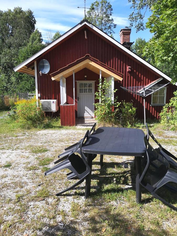 Viken - Cottage By Dalslands Canal Dals Langed ภายนอก รูปภาพ