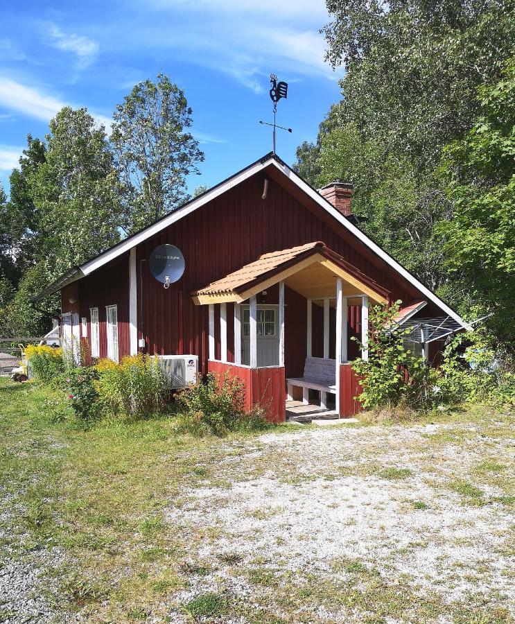Viken - Cottage By Dalslands Canal Dals Langed ภายนอก รูปภาพ